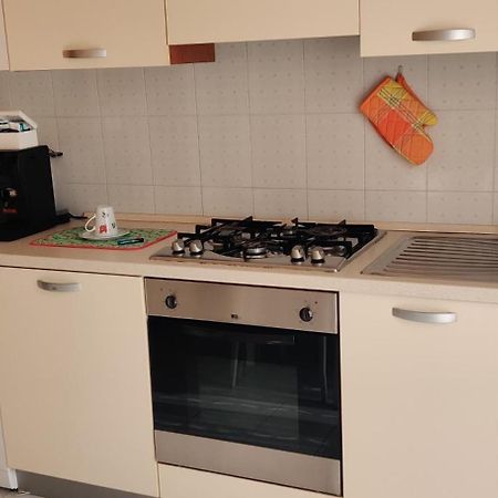 "Casa Sofia" Appartamento Raffalda Zona Clinica Piacenza Exterior foto