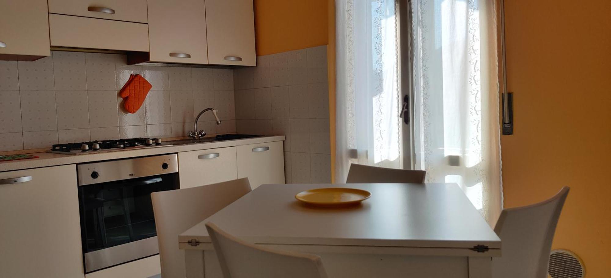 "Casa Sofia" Appartamento Raffalda Zona Clinica Piacenza Exterior foto